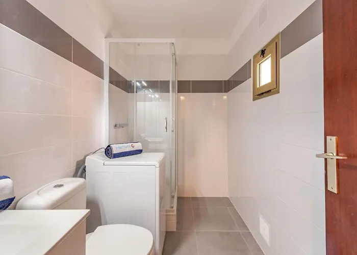 Apartman De La Plage-4 By Interhome Cavalaire-sur-Mer